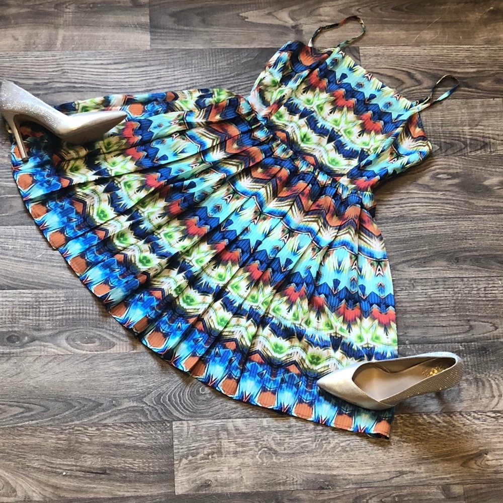 Sugar+Lips Size S Colorwave Tribal pattern Dress - Picture 3 of 8